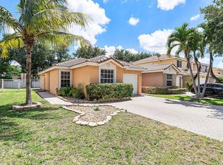 9292 NW 54th St, Sunrise, FL 33351