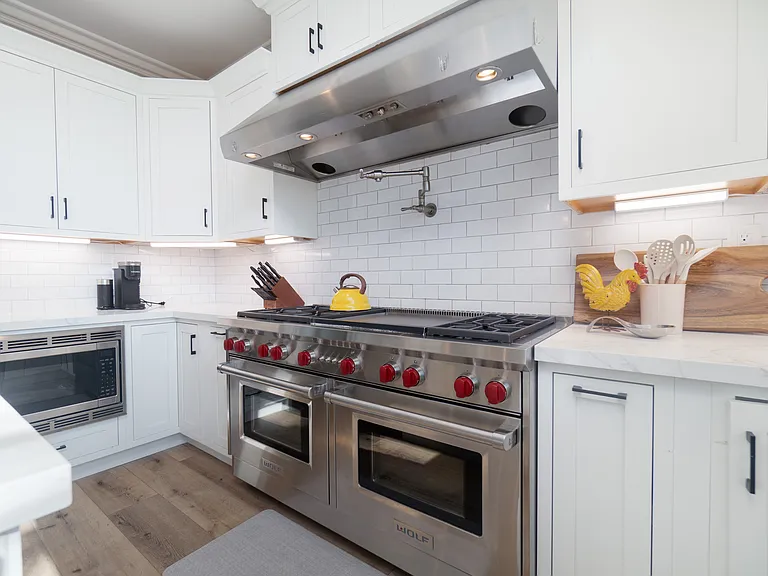 Hacienda Dr — Photo 18