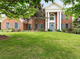 12526 Windsor View Ct, Saint Louis, MO 63141