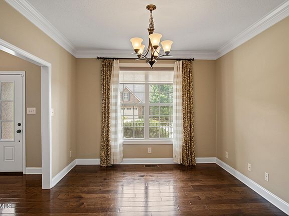 3rd image of 3217 Beaver Glade Ln