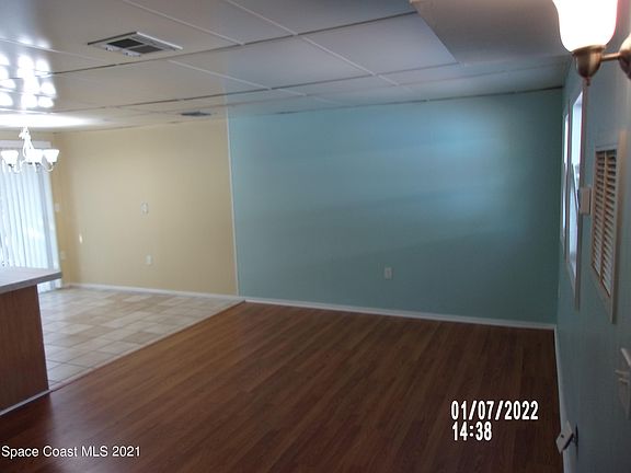 5th image of 214 Madison Ave APT 1