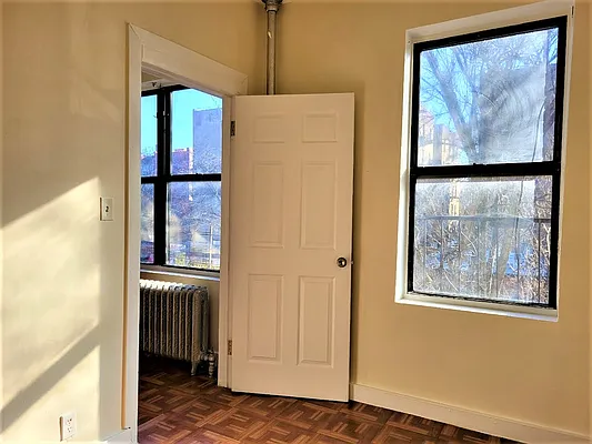 Rented by New York Residence | media 35