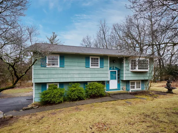 5 Violet Court, Suffern, NY 10901