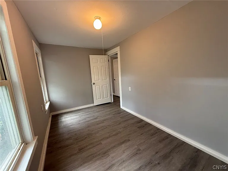 116 Alice Ave — Photo 14