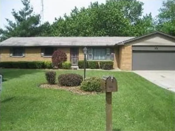 1340 N Samara Ave, Kankakee, IL 60901