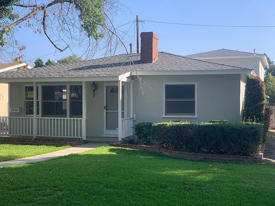 1st image of 3254 La Tierra St