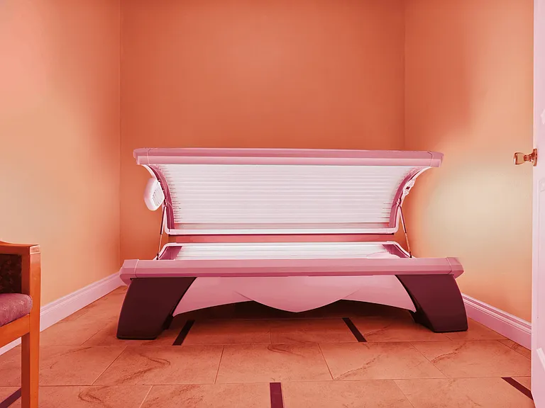Relax and recharge with our on-site red light therapy bed, designed to support wellness and recovery in a private, comfortable space.