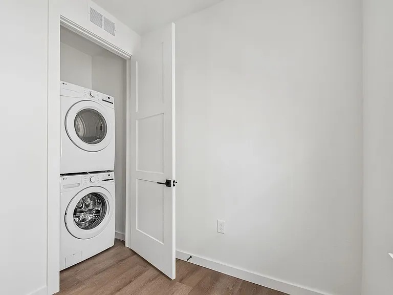 1218 E Kay St #14 — Photo 28