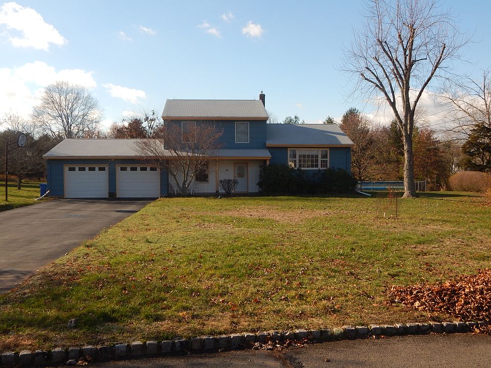 2nd image of 31 Strawberry Ln