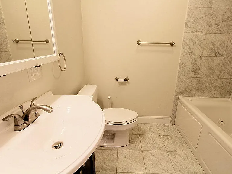 12 Homer St #2 — Photo 2