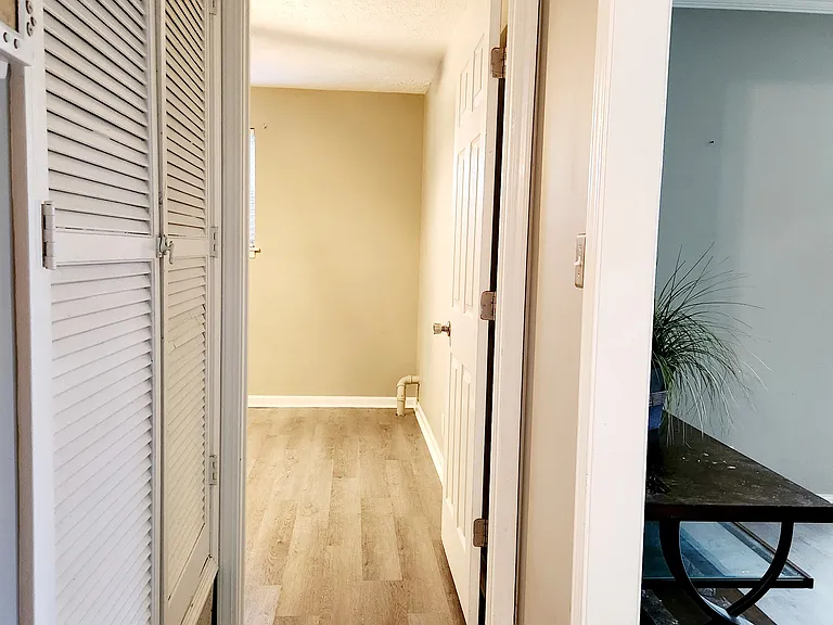 9345 Taylorsville Rd #14 — Photo 7
