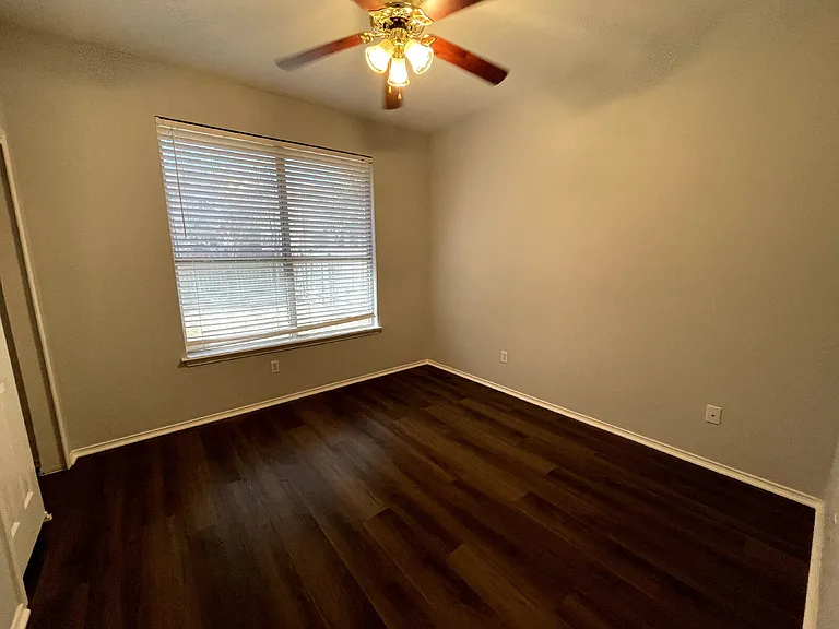 3621 Bratton Heights Dr — Photo 9