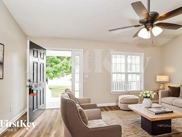 6111 Tory Ct — Photo 4