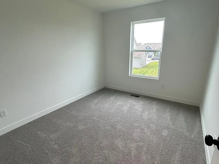 27307 Acacia Dr — Photo 9