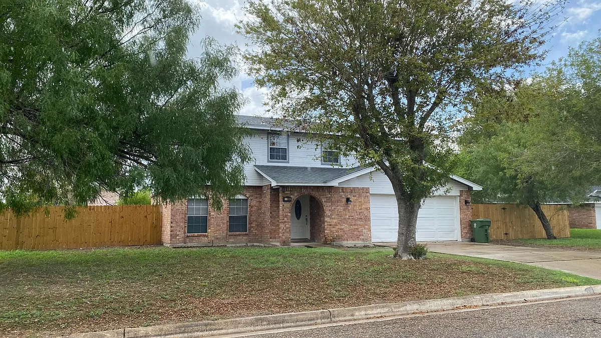 Building Photo - 4798 Montrose Cir