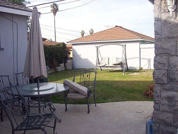 Nice size enclosed yard with patio 