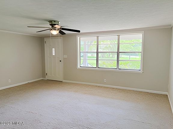 3rd image of 868 Mac Thompson Rd