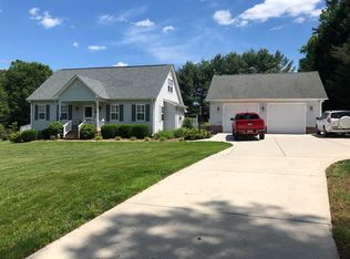 5613 Horse Farm Rd, Summerfield, NC 27358