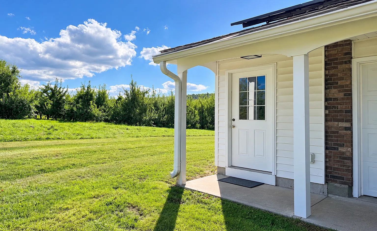 1 bed, 868 sqft, $2,000 — Photo 1