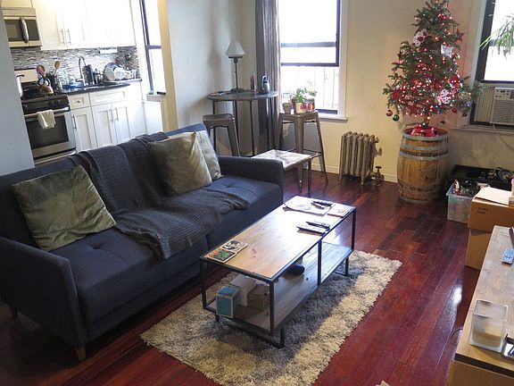 5th image of 217 Spencer St #4C
