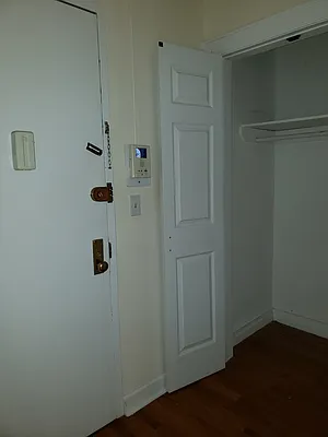 Rented by OGI Management | media 10