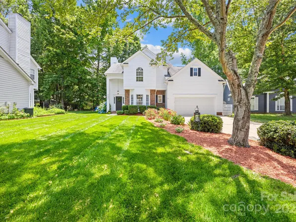 7331 Reynard Ln, Charlotte, NC 28215