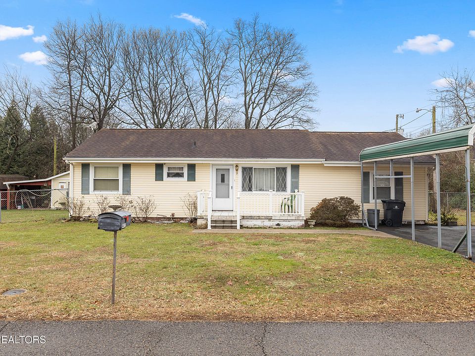 1st image of 4412 Pinehurst Dr