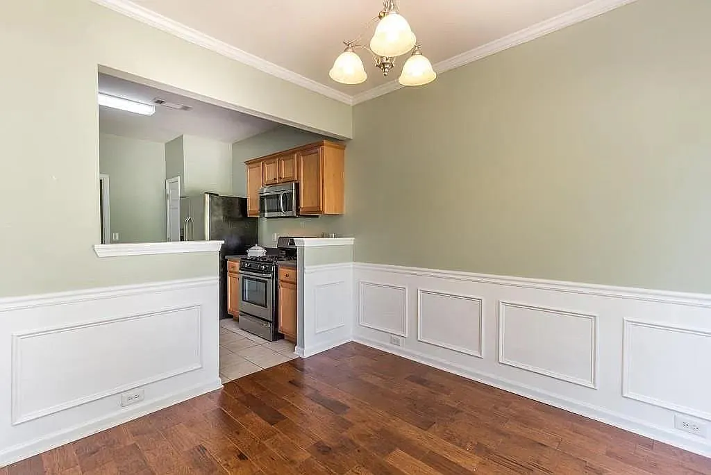 4 bed, 2.5 bath, 1806 sqft, $2,200 — Photo 4