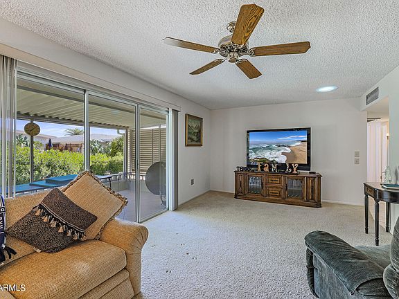 2nd image of 10618 W Willowbrook Dr