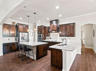 102 Brock Ct, Millsap, TX 76066
