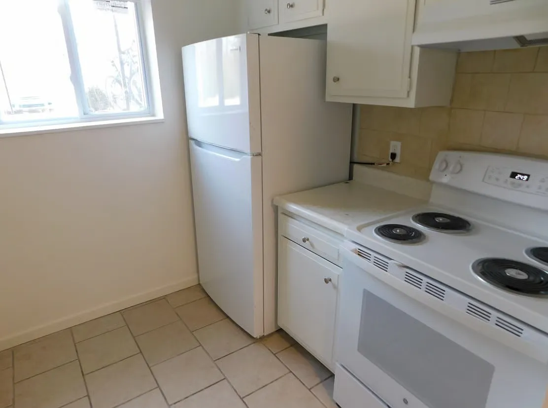 Bailey Court Apartments — Photo 2