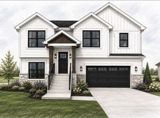 521 Scenic View Ave, Valparaiso, IN 46385