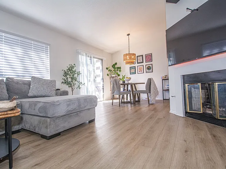 8408 Spring Desert Pl #G — Photo 14