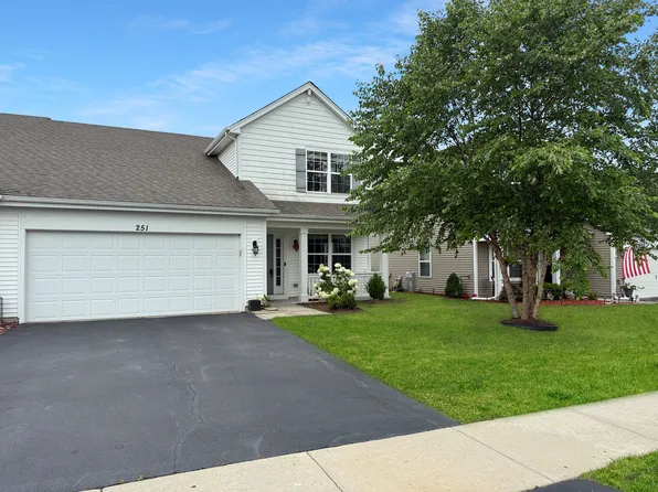 251 Maryland Ln, Pingree Grove, IL 60140