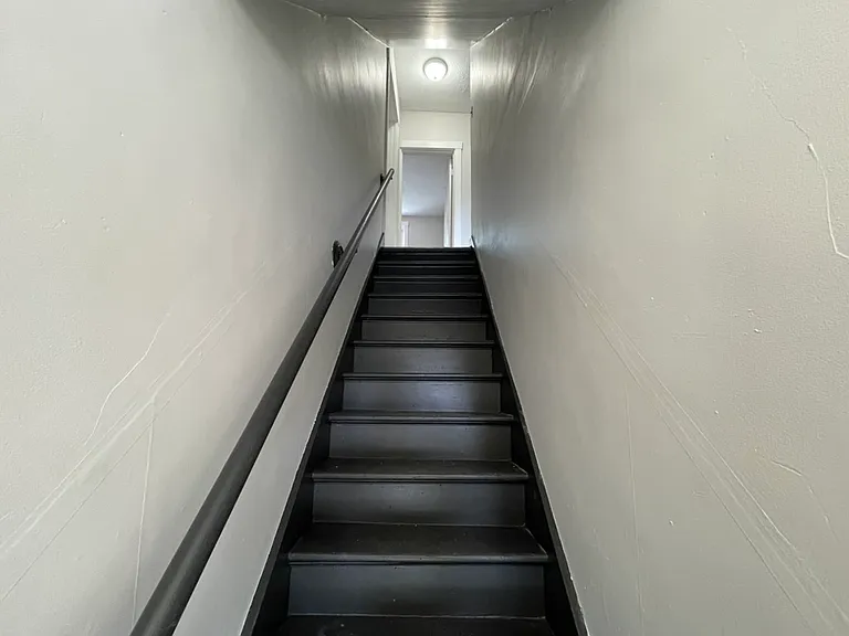 126 Stewart Ave #B — Photo 12