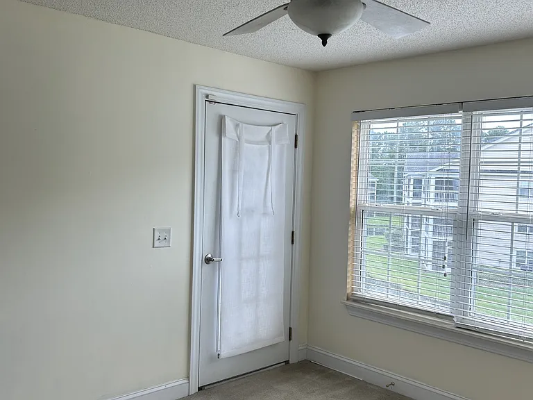 627 Woodmoor Dr #302-1 — Photo 13