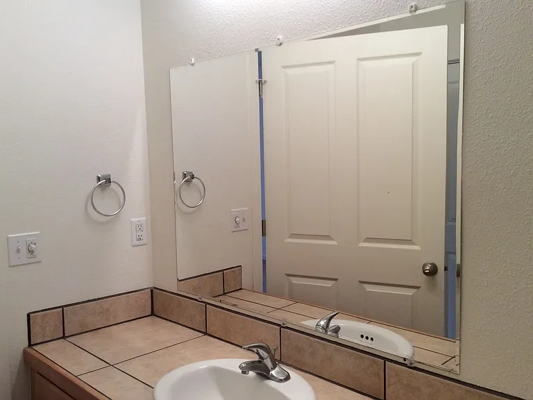 2210 Jakob Ave — Photo 12