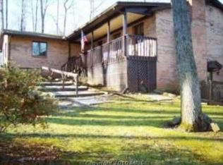 9304 Lauras Ln, Marshall, VA 20115