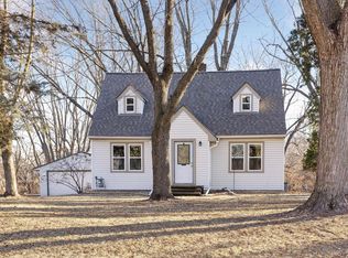 1724 Howard St N, Maplewood, MN 55109