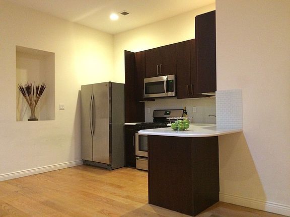 2nd image of 12 John St APT 6F