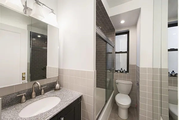 Rented by Nest Seekers International | media 60