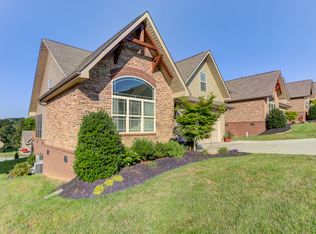 8115 Villa Grande Ln, Knoxville, TN 37938