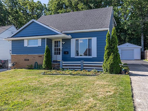 2nd image of 3299 Winthrop Dr