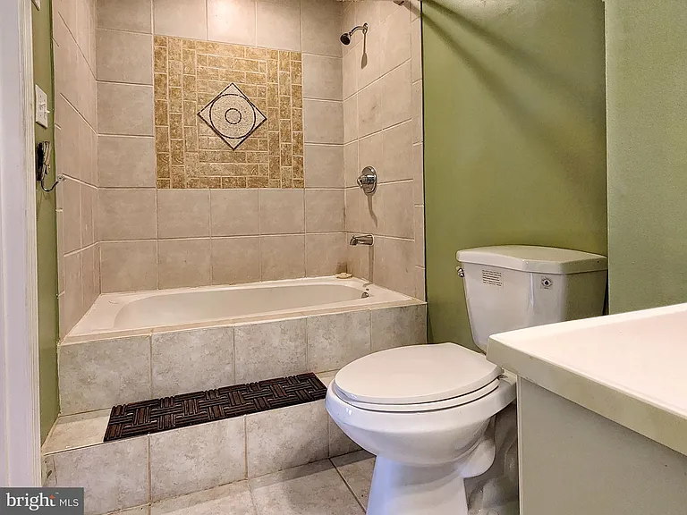 8245 Wycliffe Ct — Photo 23