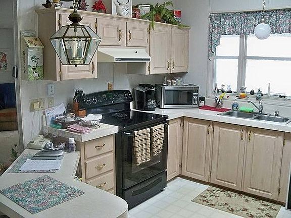 2nd image of 222 Swan Dr