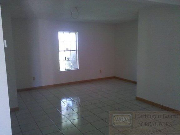 4th image of 1613 El Camino Dr
