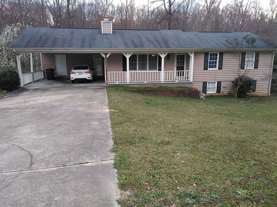 1st image of 1375 Country Lane Dr NE
