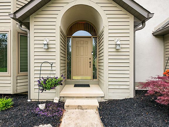 5th image of 12577 Bentley Dr NW