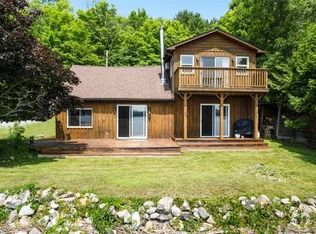 185 Maple Hollow Dr, Lanark Highlands, ON K0G1M0