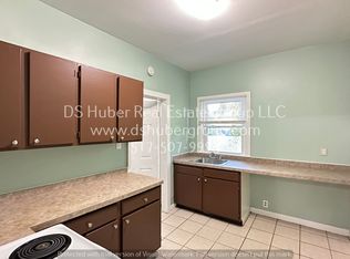 923 Cleveland St, Lansing, MI 48906